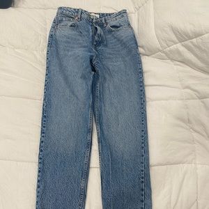 Zara mom fit jeans, brand new without tags